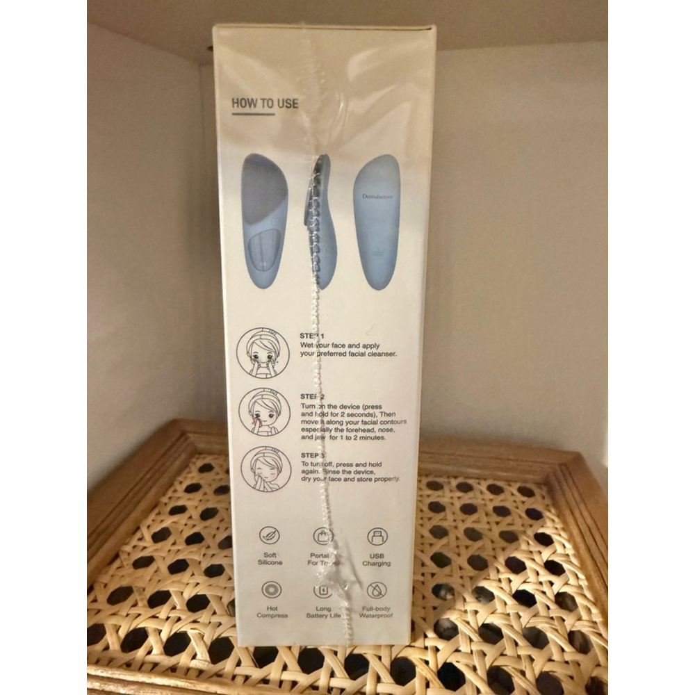 NEW in Box Dermalactives PureSkin Cleansing Brush One Size Light Blue - Picture 4 of 5